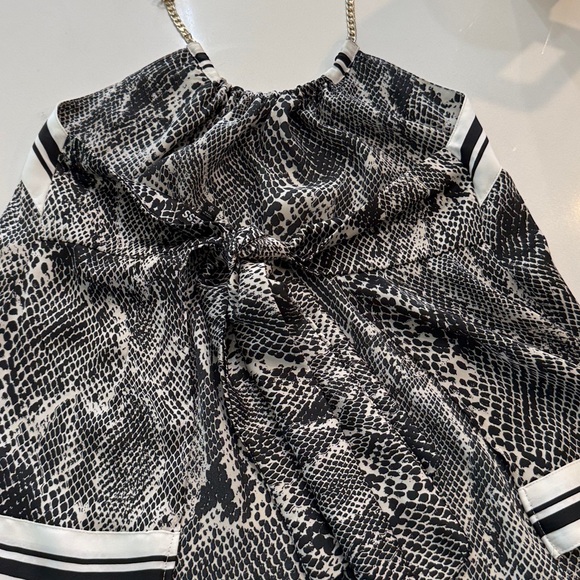Express Snake Print Gold Chain Halter Top Handkerchief Hem Tie Back. Size XS - Picture 7 of 9